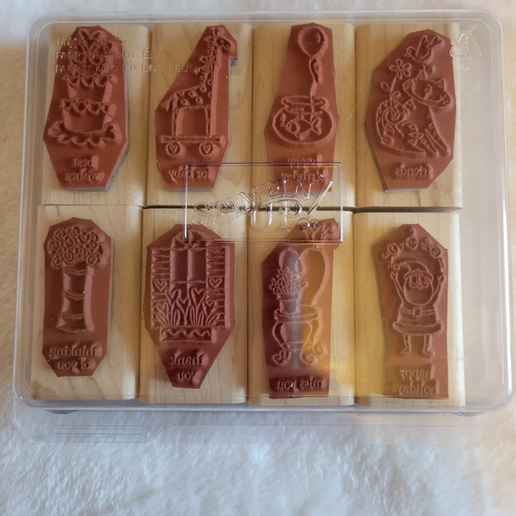 Stampin' Up! Little Hellos wood mount stamp set, Set of 6. - Picture 4 of 7